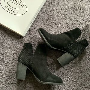 Steven Madden black heel booties